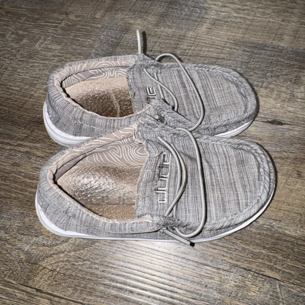 HEYDUDE Wally Toddler Kids Size 9 Linen Stone Gray Slip On Loafers Shoes
